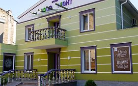 Good Night Hotel